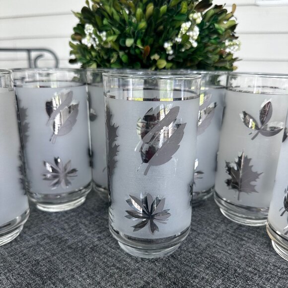 Vintage Silver Leaf Foliage Highball 16oz. Tall Drinking Glass Libbey Glass Set - Picture 2 of 5